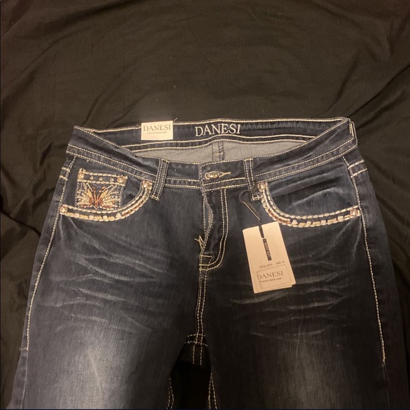 Flared bootlegged jeans - Picture 2 of 2